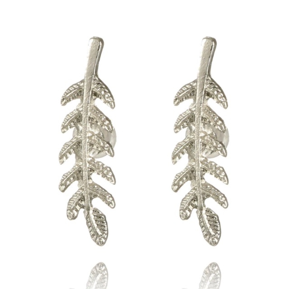 SILVERY CLIMBERS!💙💎💲FIRM🛍➕BUNDLE➕🛍4 DISCOUNT! - Picture 3 of 8